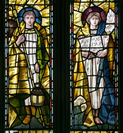 Mortehoe, St Mary, Heaton Butler & Bayne, Selwyn Image, Archangels St Raphael & St Gabriel, ca. 1890 av Selwyn Image Selwyn Image