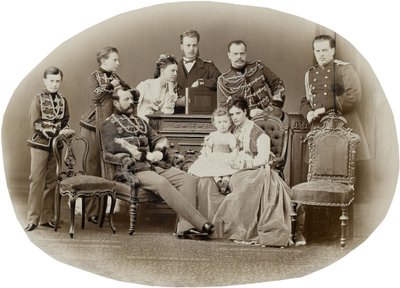 Familien til keiser Alexander II av Russland, ca. 1871. av Sergei Lvovich Levitsky