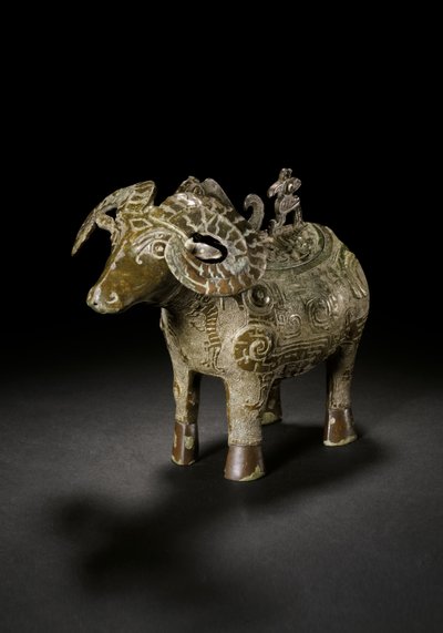 Rituelt ramformet vinkar, Gong, sent Shang-dynastiet (bronse) (se også 3618607) av Shang Dynasty Chinese School