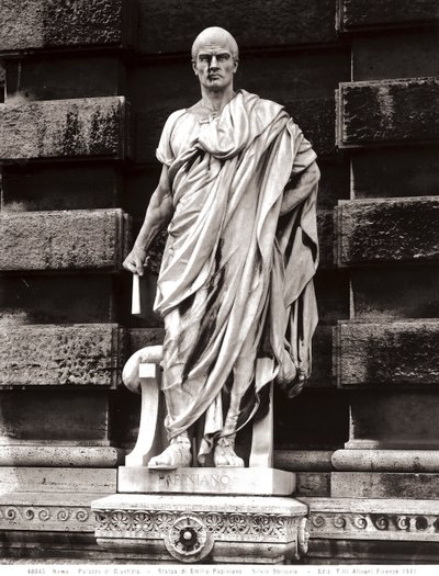 Statue av Emilio Papiniano (marmor) av Silvio Sbricoli