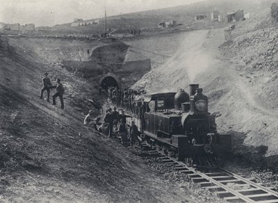 Charlestown Tunnel og Natal Government Railway Engine (s/hv-bilde) av South African Photographer