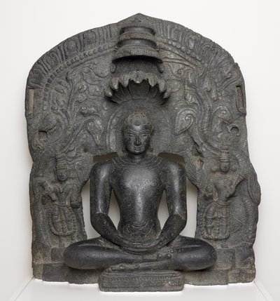 Jain Tirthankar Parshvanath med Serpent Hood sitter i meditasjon (Dhyamudra), fra Karnataka, India (Chlorite) av South Indian School