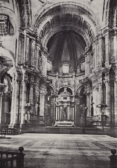 Cadiz: Interiør av katedralen (s/hvitt bilde) av Spanish Photographer