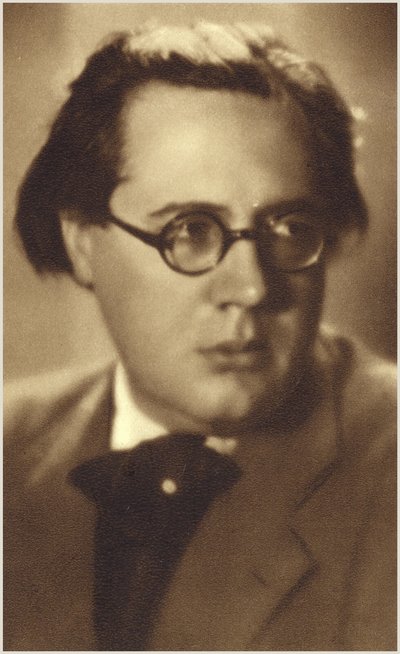 Portrett av Andrés Segovia (s/h-bilde) av Spanish Photographer