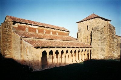 San Miguel de Escalada-kirken, grunnlagt i 913 av Spanish School