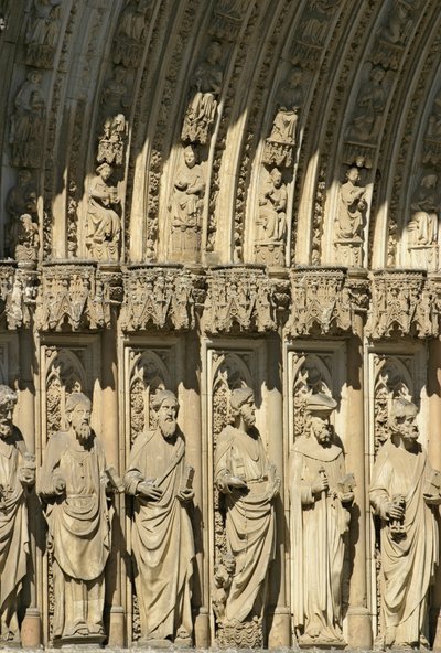 Detalj fra Portal of Forgiveness (Puerta del Perdon) sentralportal til vestfasaden til Toledo katedral, startet 1418 av Spanish School