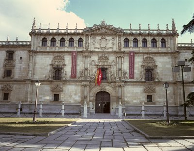 Inngang til universitetet, grunnlagt av kardinal Cisneros i 1486 av Spanish School