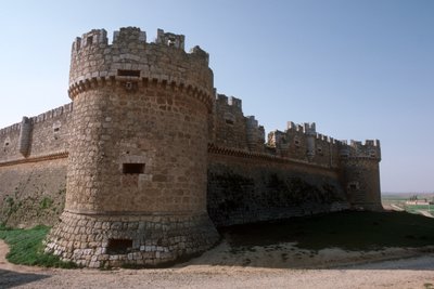 Omkretsmuren og hjørnetårnene av Spanish School