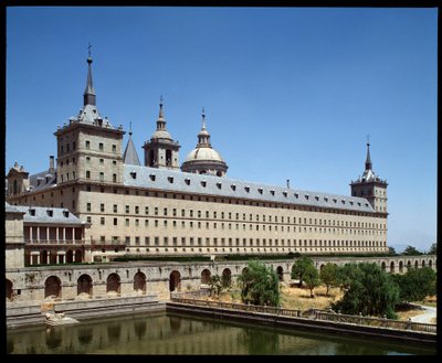 Utsikt over klosteret og Royal Seat av Spanish School