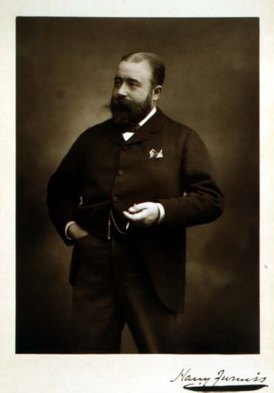 Harry Furniss (1854-1925), illustratør og karikaturtegner, portrettfotografi (s/hv-foto) av Studio Walery