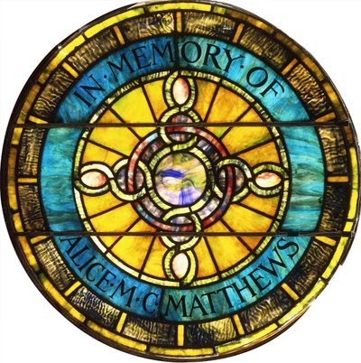 Et sirkulært blyglassvindu av Tiffany Studios (blyglass) av Studios Tiffany