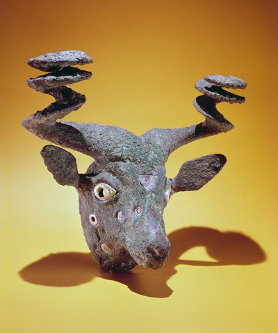 Hodet til en okse, fra Irak, ca. 2000 f.Kr. (bronse og skall) av Sumerian