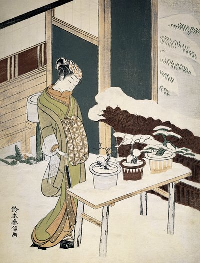 En ung kvinne beundrer bonzaene sine på den snødekte terrassen. 1700-tallet (trykk) av Suzuki Harunobu