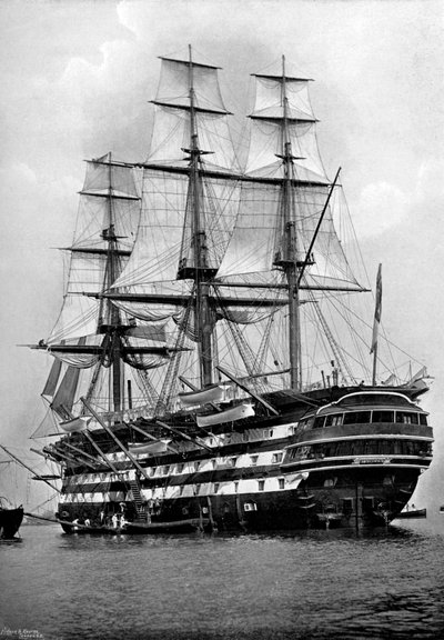 Treningsskipet HMS St Vincent i Portsmouth, Hampshire, 1896 av Symonds and Co