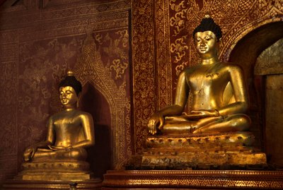 Buddha Sihing (bronse) av Thai School