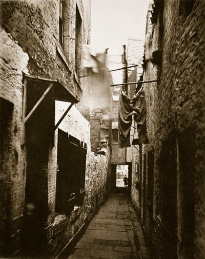 Close, 101 High Street, Glasgow, ca. 1878 av Thomas Annan