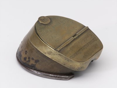 Hestehovblekkhus som tilhører kaptein William Tyrwhitt Drake, Royal Horse Guards, ca. 1829 (blekkhus, hestehov) av Thomas Lee