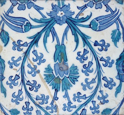 Isnik fliser med blomsterdesign (keramikk med farget underglasur) av Turkish School