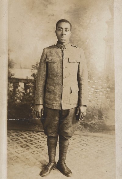 James McGee, ca. 1918 (foto) av U.S.Studio