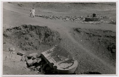 Fragmenter av stele, Axum, Etiopia, fotografi av Ugo Monneret de Villard av Ugo Monneret de Villard