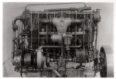 115 PS Daimler luftskipsmotor til Zeppelin LZ 6, c1909-1910 1933 av Unbekannt