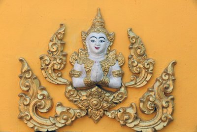 20151030, Vientiane, Laos: Wat Si Muang (Simuong) buddhisttempel. Buddhistisk gudinne av Unbekannt
