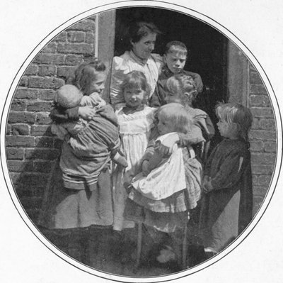 En lykkelig liten gruppe, London, c1901 1901 av Unbekannt