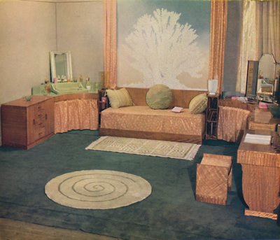 Et lite soverom, arrangert av Heal & Son Ltd., London, 1935 av Unbekannt
