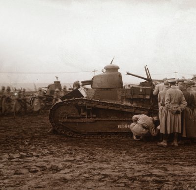 Fremme med stridsvogner, c1914-c1918 av Unbekannt