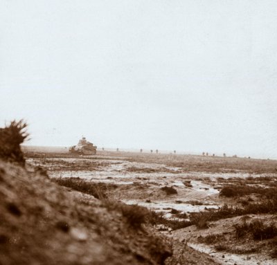Fremme med stridsvogner, c1914-c1918 av Unbekannt