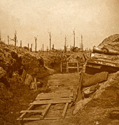 Etter bombardement, c1914-c1918 av Unbekannt