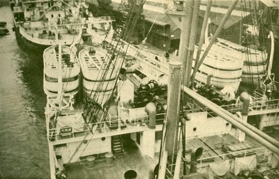 Et imponerende utvalg av båter ombord på Leviathan., c1930. av Unbekannt