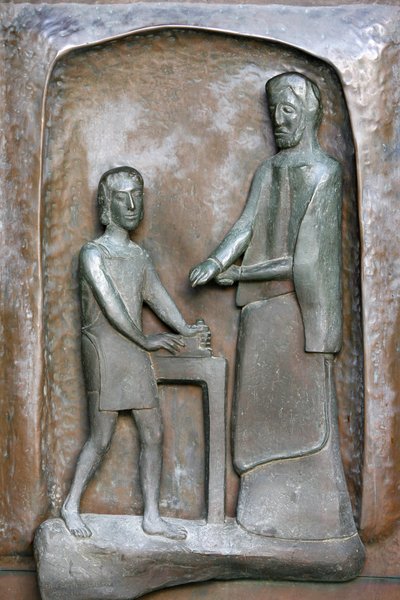 Bebudelsesbasilikadørskulptur: Jesus og Josef, Nasaret, Israel av Unbekannt
