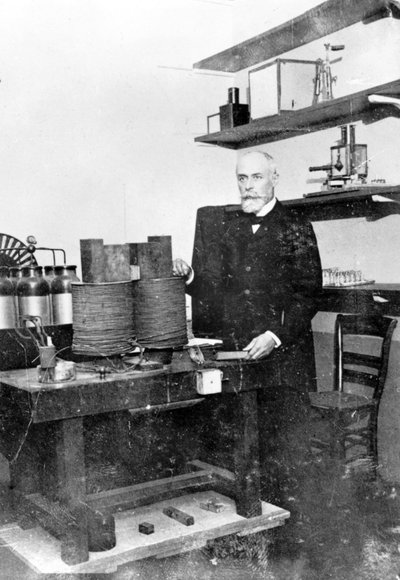 Antoine Becquerel i laboratoriet hans, ca 1890-tallet av Unbekannt