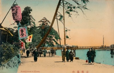 Arashiyama ved I og c1900 av Unbekannt