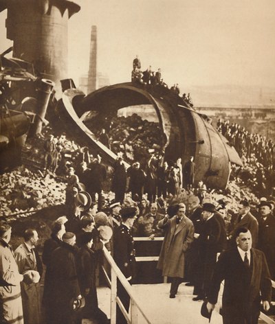 Ved Derelict Steel-Works, Sør-Wales, 1936 1937 av Unbekannt