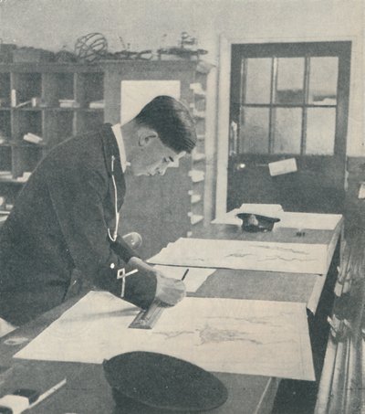 Ved Royal Naval College, Dartmouth, 1936 av Unbekannt