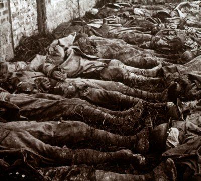 Liker etter angrep, c1914-c1918 av Unbekannt