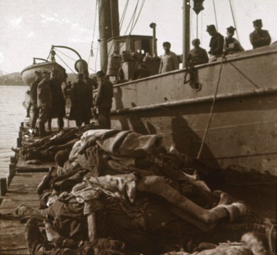 Liker av tyfusofre, Korfu, Hellas, c1915 av Unbekannt