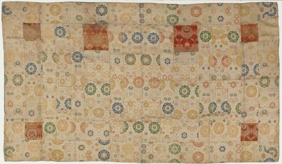 Brokade, silke. En buddhistisk munkekåpe, lappet, kesa, Edo-periode, 1615-1868. av Unbekannt