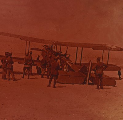 Nedbrutt britisk fly, c1914-c1918. av Unbekannt