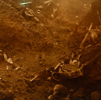 Fanget fiendegrav, Les Éparges, Nord-Frankrike, 1915. av Unbekannt