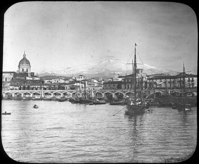 Catania und der Ätna, Sizilien, Italien, spätes 19. oder frühes 20. Jahrhundert von Unbekannt