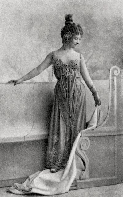 Cecile Sorel , fransk skuespillerinne, 1893 av Unbekannt