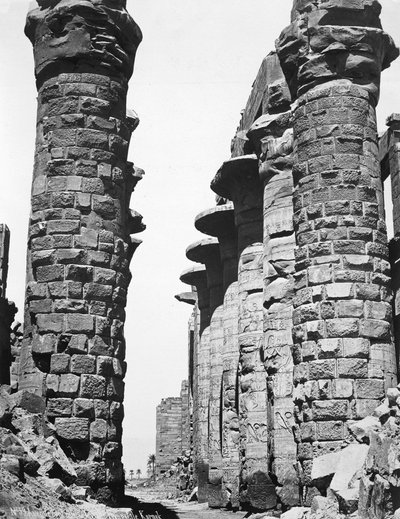 Sentrale smug til det store tempelet i Karnak, Egypt, 1878 av Unbekannt