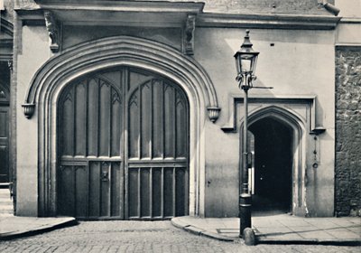 Charterhouse. Eksteriør av inngangsporten, 1925 av Unbekannt