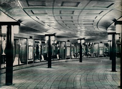 Sirkulerende område av Piccadilly Circus Station, 1929 av Unbekannt