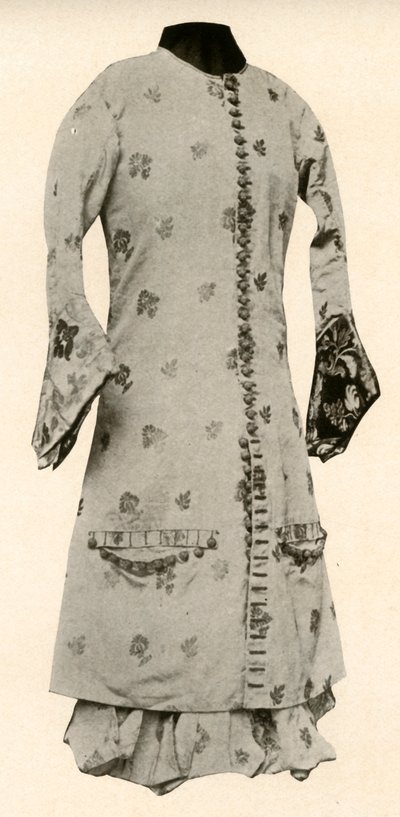 Frakk og helbukse av brun brokade med blomster og blader, c1670, 1937. av Unbekannt