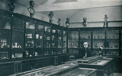 Hjørneutsikt over Wedgwood-museet på de gamle verkene i Etruria, Staffordshire, c1908 av Unbekannt