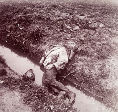 Død tysk soldat, Ypres, Flandern, Belgia, c1914-c1918 av Unbekannt